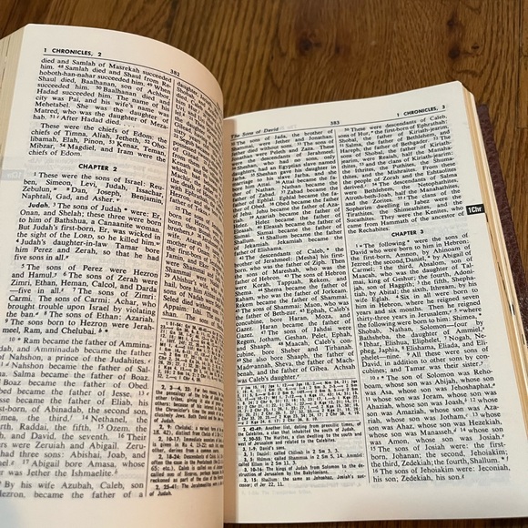 Vintage 80's St Joseph Edition of the New American Bible, Medium Size Edition - Picture 9 of 11